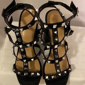 New, Gillio, Black Studded Sandals
